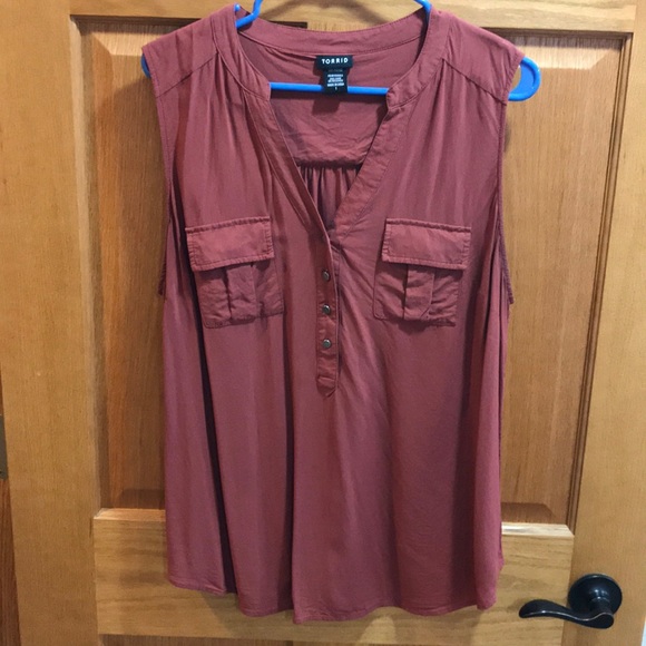 torrid Tops - Torrid tank size 1